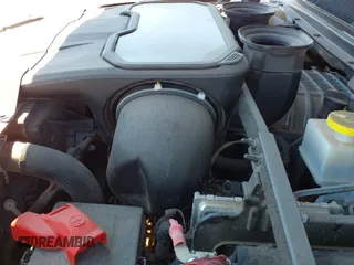 2021 Ram 1500 TRX z VIN 1C6SRFU92MN805007, wystawiony jako IAAI lot #42458464 z przebiegiem 48 983 mil mil oraz . Historia ofert i sprzedaży dostępna na DreamBid. Obrazek 18.