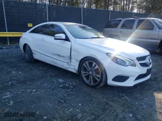 2017 Mercedes-Benz E-Class E 400 with VIN WDDKJ6HB1HF361458, listed as a Copart auction lot 45136894 with 69,688 mi miles. Bid and sale history available at carsss.com. Image 4.