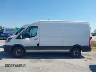 2022 Ford Transit z VIN 1FTYE1C84NKA19903, wystawiony jako IAAI lot #41757403 z przebiegiem 132 991 mil mil oraz . Historia ofert i sprzedaży dostępna na DreamBid. Obrazek 14.