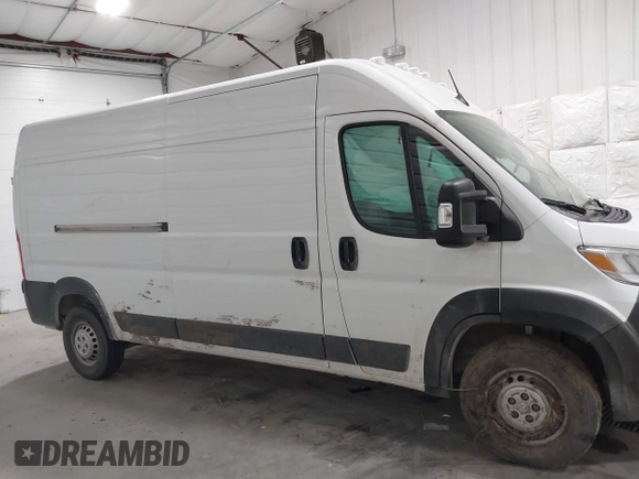 2024 Ram ProMaster Cargo Tradesman with VIN 3C6LRVDG4RE139986, listed as a IAAI auction lot 41273028 with 10,870 mi miles and . Bid and sale history available at DreamBid. Image 13.