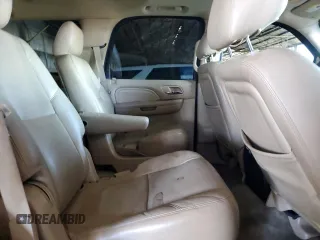 2012 Cadillac Escalade Premium z VIN 1GYS4CEF9CR225037, wystawiony jako Copart lot #50270415 z przebiegiem 172 483 mil mil oraz Szkody całkowita. Historia ofert i sprzedaży dostępna na DreamBid. Obrazek 12.