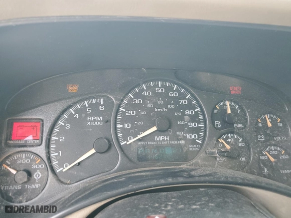 2001 GMC Sierra 2500HD SLE with VIN 1GTHK23U61F195057, listed as a Copart auction lot 82036024 with 116,211 mi miles and Salvage Title. Bid and sale history available at carsss.com. Image 9.