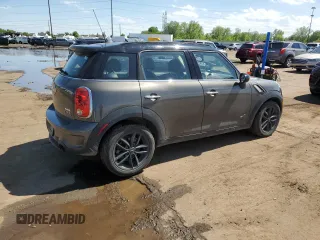2012 MINI Countryman S z VIN WMWZC5C56CWM14210, wystawiony jako Copart lot #57466485 z przebiegiem 114 029 mil mil oraz Czysty tytuł • Clean title. Historia ofert i sprzedaży dostępna na DreamBid. Obrazek 3.