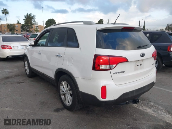 2015 Kia Sorento EX with VIN 5XYKU4A70FG612752, listed as a IAAI auction lot 41536488 with 79,479 mi miles. Bid and sale history available at carsss.com. Image 3.