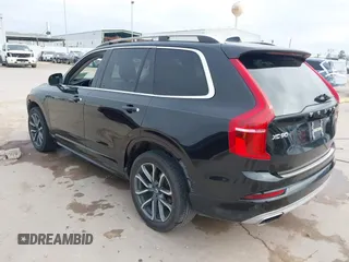 2016 Volvo XC90 T6 Momentum with VIN YV4A22PK6G1051537, listed as a IAAI auction lot 41532906 with 183,697 mi miles. Bid and sale history available at carsss.com. Image 3.