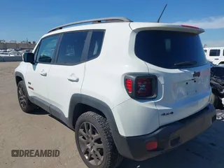 2016 Jeep Renegade Latitude with VIN ZACCJBBT6GPC98149, listed as a IAAI auction lot 42000433 with 62,733 mi miles. Bid and sale history available at carsss.com. Image 3.