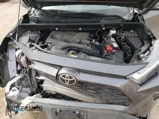 2024 Toyota RAV4 XLE Premium z VIN 2T3A1RFV2RC416702, wystawiony jako Copart lot #49220345 z przebiegiem 14 147 mil mil oraz Szkoda całkowita • Salvage title. Historia ofert i sprzedaży dostępna na DreamBid. Obrazek 13.