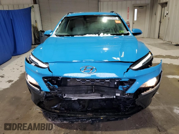 2022 Hyundai Kona SEL with VIN KM8K62ABXNU916683, listed as a Copart auction lot 44970635 with 35,543 mi miles and Salvage Title. Bid and sale history available at DreamBid. Image 5.