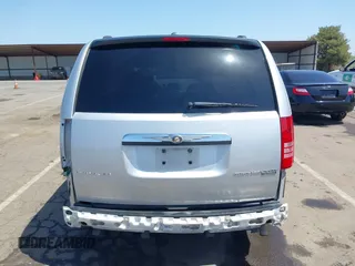 2010 Chrysler Town & Country Touring with VIN 2A4RR5D11AR346489, listed as a IAAI auction lot 42102358 with 150,860 mi miles. Bid and sale history available at carsss.com. Image 17.