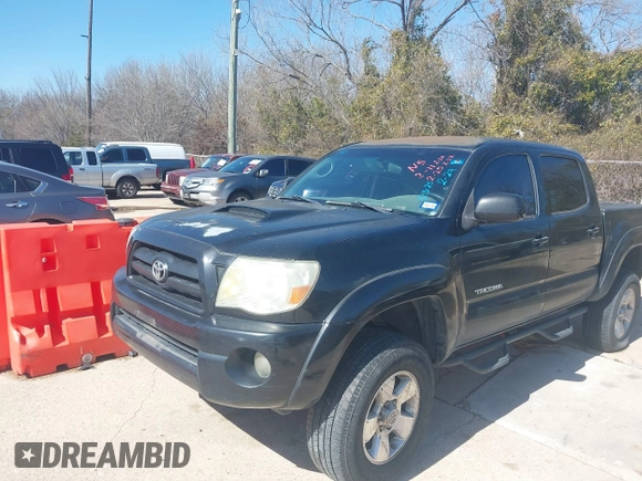 2008 Toyota Tacoma PreRunner with VIN 5TEJU62NX8Z478796, listed as a IAAI auction lot 41563582 with 322,746 mi miles. Bid and sale history available at carsss.com. Image 6.