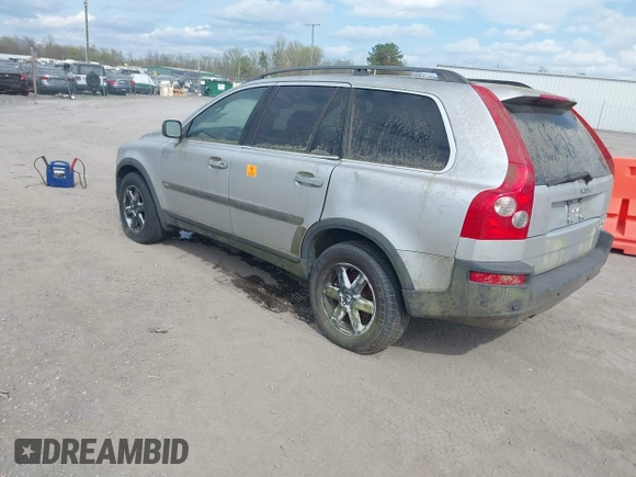 2004 Volvo XC90 with VIN YV1CZ59H641080004, listed as a IAAI auction lot 41917954 with 201,703 mi miles. Bid and sale history available at carsss.com. Image 3.