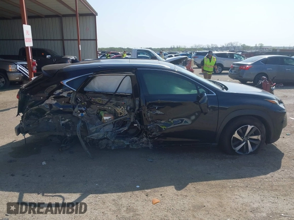 2019 Lexus NX 300 z VIN JTJYARBZ7K2157187, wystawiony jako IAAI lot #41914138 z przebiegiem 81 265 mil mil oraz . Historia ofert i sprzedaży dostępna na DreamBid. Obrazek 13.