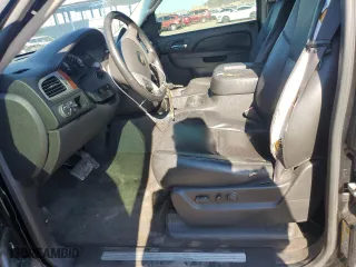 2012 Chevrolet Avalanche LTZ with VIN 3GNMCGE02CG303542, listed as a Copart auction lot 70041504 with 225,233 mi miles and Salvage Title. Bid and sale history available at carsss.com. Image 7.