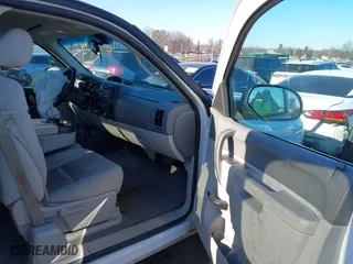 2013 Chevrolet Silverado 1500 LT with VIN 1GCRCSEA4DZ325537, listed as a IAAI auction lot 41405635 with 182,285 mi miles. Bid and sale history available at carsss.com. Image 5.