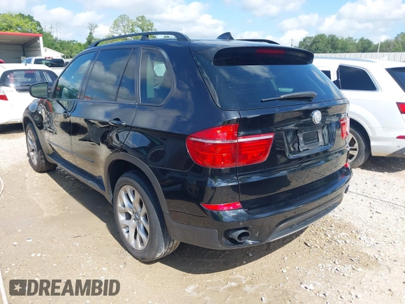 2011 BMW X5 35i z VIN 5UXZV4C56BL410499, wystawiony jako IAAI lot #42117697 z przebiegiem 158 233 mil mil oraz . Historia ofert i sprzedaży dostępna na DreamBid. Obrazek 3.