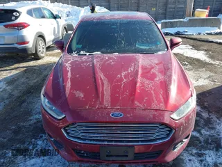 2016 Ford Fusion SE with VIN 3FA6P0HD3GR321785, listed as a IAAI auction lot 41386347 with 124,201 mi miles. Bid and sale history available at carsss.com. Image 12.