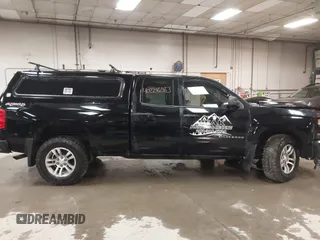 2017 Chevrolet Silverado 1500 Custom with VIN 1GCVKPEC2HZ331214, listed as a IAAI auction lot 40228283 with 132,407 mi miles. Bid and sale history available at carsss.com. Image 13.