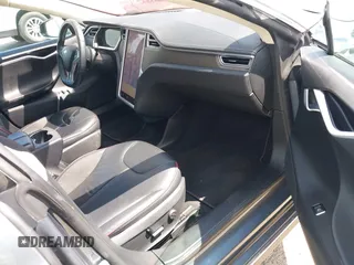 2013 Tesla Model S Performance with VIN 5YJSA1DP8DFP28644, listed as a IAAI auction lot 42641375 with 140,941 mi miles and . Bid and sale history available at DreamBid. Image 5.