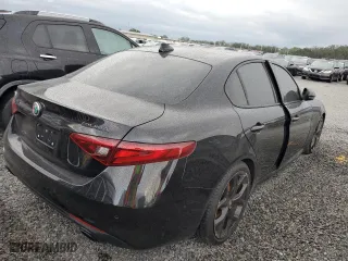 2019 Alfa Romeo Giulia with VIN ZARFAMAN4K7622772, listed as a Copart auction lot 73953434 with 0 mi miles and Salvage Title. Bid and sale history available at carsss.com. Image 3.