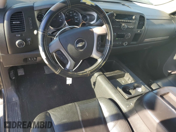 2009 Chevrolet Silverado 1500 LT with VIN 3GCEC23J69G224153, listed as a Copart auction lot 46581485 with 131,773 mi miles and Salvage Title. Bid and sale history available at carsss.com. Image 8.