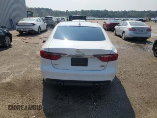 2016 Jaguar XF 35t Prestige with VIN SAJBK4BV5GCY17025, listed as a Copart auction lot 62923794 with 100,778 mi miles and Salvage Title. Bid and sale history available at carsss.com. Image 6.