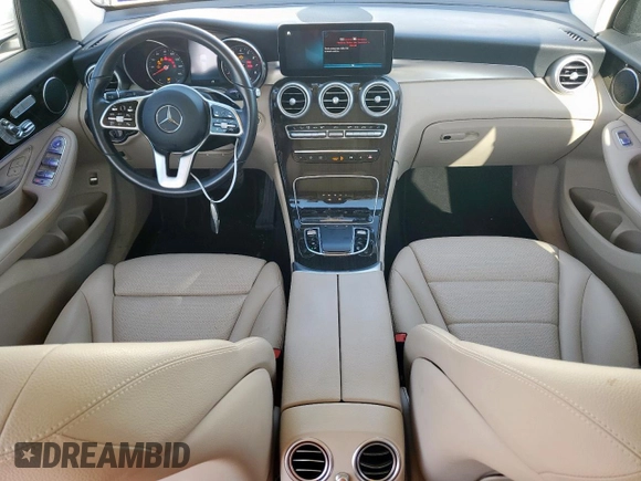 2021 Mercedes-Benz GLC 300 with VIN W1N0G8DB8MF940662, listed as a Copart auction lot 58817955 with 48,925 mi miles and Salvage title. Bid and sale history available at DreamBid. Image 8.