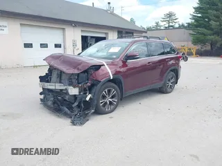 2019 Toyota Highlander LE with VIN 5TDBZRFH6KS943719, listed as a IAAI auction lot 42610730 with 64,089 mi miles and . Bid and sale history available at DreamBid. Image 17.
