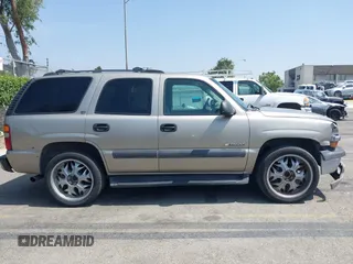 2002 Chevrolet Tahoe LS with VIN 1GNEC13Z22R173568, listed as a IAAI auction lot 42477491 with 277,090 mi miles and . Bid and sale history available at DreamBid. Image 13.
