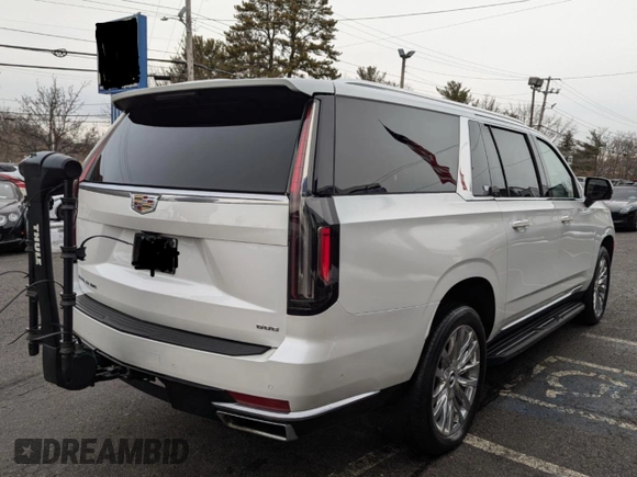 2021 Cadillac Escalade ESV Premium Luxury z VIN 1GYS4KKL7MR424075, wystawiony jako Copart lot #44277245 z przebiegiem 43 637 mil mil oraz Czysty tytuł • Clean title. Historia ofert i sprzedaży dostępna na DreamBid. Obrazek 4.