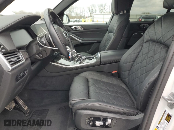 2023 BMW X5 M50i z VIN 5UXJU4C06P9P96852, wystawiony jako Copart lot #52789165 z przebiegiem 33 081 mil mil oraz Szkoda całkowita • Salvage title. Historia ofert i sprzedaży dostępna na DreamBid. Obrazek 7.