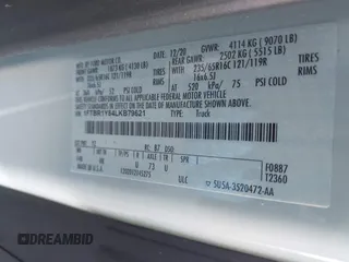 2020 Ford Transit Cargo z VIN 1FTBR1Y84LKB79621, wystawiony jako IAAI lot #41802213 z przebiegiem 89 167 mil mil oraz . Historia ofert i sprzedaży dostępna na DreamBid. Obrazek 9.