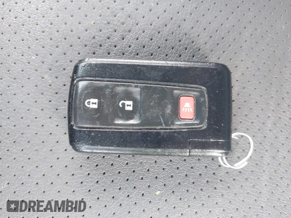 2006 Toyota Prius z VIN JTDKB20U567081644, wystawiony jako IAAI lot #42328410 z przebiegiem 138 708 mil mil oraz . Historia ofert i sprzedaży dostępna na DreamBid. Obrazek 11.
