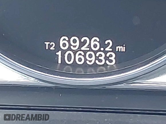 2018 Volvo S60 Inscription Platinum with VIN LYV402HM1JB156380, listed as a IAAI auction lot 41408529 with 106,933 mi miles. Bid and sale history available at carsss.com. Image 14.