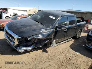 2019 Ram 1500 Big Horn z VIN 1C6SRFFT6KN856774, wystawiony jako Copart lot #52511715 z przebiegiem 146 748 mil mil oraz Szkoda całkowita • Salvage title. Historia ofert i sprzedaży dostępna na DreamBid. Obrazek 1.