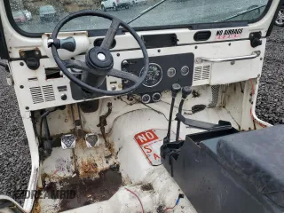 1981 Jeep CJ z VIN 1JCBM85E9BT029304, wystawiony jako Copart lot #75092174 z przebiegiem 49 288 mil mil oraz Szkody całkowita. Historia ofert i sprzedaży dostępna na DreamBid. Obrazek 8.