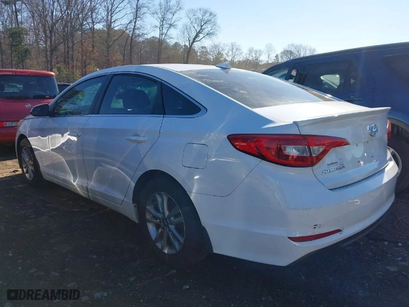 2016 Hyundai Sonata 2.4L SE with VIN 5NPE24AF7GH326093, listed as a IAAI auction lot 41353811 with 112,263 mi miles. Bid and sale history available at carsss.com. Image 3.