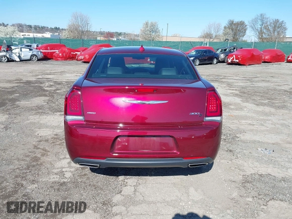 2019 Chrysler 300 with VIN 2C3CCAGG0KH586117, listed as a IAAI auction lot 41923456 with 86,174 mi miles. Bid and sale history available at carsss.com. Image 16.