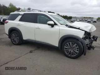 2023 Nissan Pathfinder SL z VIN 5N1DR3CD3PC261392, wystawiony jako Copart lot #58094345 z przebiegiem 50 360 mil mil oraz Szkoda całkowita • Salvage title. Historia ofert i sprzedaży dostępna na DreamBid. Obrazek 4.