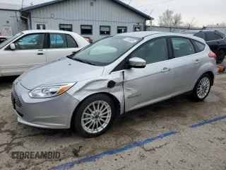 2015 Ford Focus Electric z VIN 1FADP3R44FL234059, wystawiony jako Copart lot #51935835 z przebiegiem 36 050 mil mil oraz Szkody całkowita. Historia ofert i sprzedaży dostępna na DreamBid. Obrazek 1.