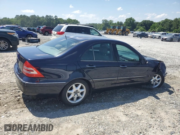 2001 Mercedes-Benz C 230/260/280/320 с VIN WDBRF61J51F090047, выставлен на аукционе Copart как лот 57763475 с пробегом 125 263 миль миль и Списание • Salvage title. История ставок и продаж доступна на DreamBid. Изображение 3.