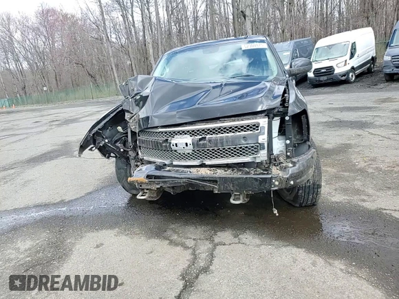 2010 Chevrolet Silverado 1500 LT with VIN 1GCSKSE38AZ186997, listed as a Copart auction lot 52300975 with 107,464 mi miles and Salvage Title. Bid and sale history available at DreamBid. Image 11.