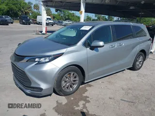 2021 Toyota Sienna LE with VIN 5TDBRKEC2MS021058, listed as a IAAI auction lot 41863947 with 73,608 mi miles. Bid and sale history available at carsss.com. Image 2.