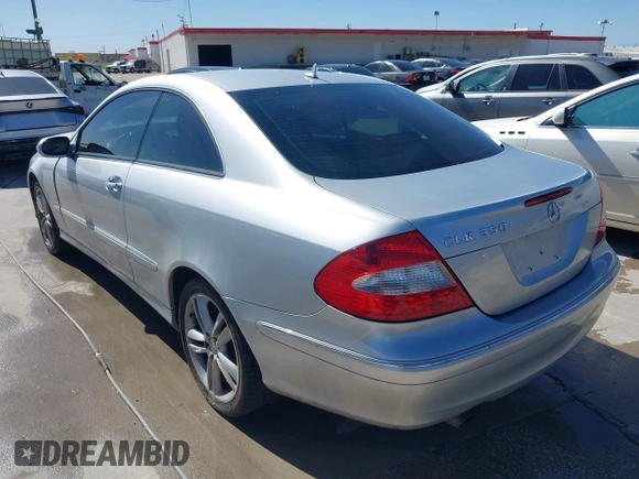 2008 Mercedes-Benz CLK 350 with VIN WDBTJ56H98F254530, listed as a IAAI auction lot 41715192 with 163,563 mi miles and . Bid and sale history available at carsss.com. Image 3.