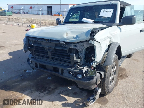 2021 Ford Bronco с VIN 1FMDE5BH9MLA61091, выставлен на аукционе IAAI как лот 42047298 с пробегом 31 479 миль миль и . История ставок и продаж доступна на DreamBid. Изображение 6.