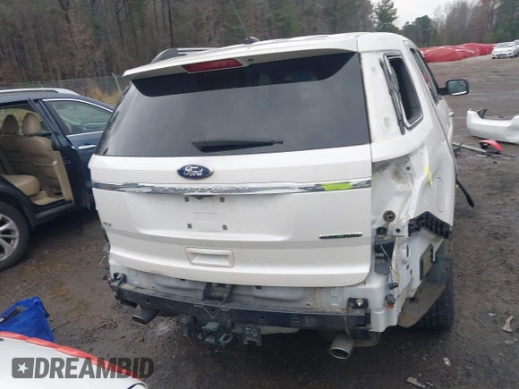 2013 Ford Explorer XLT with VIN 1FM5K7D83DGC67232, listed as a IAAI auction lot 41032227 with 151,518 mi miles. Bid and sale history available at carsss.com. Image 17.