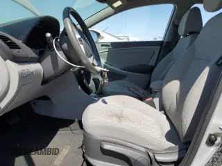 2012 Hyundai Accent GLS z VIN KMHCU4AE7CU269589, wystawiony jako Copart lot #58499355 z przebiegiem 112 278 mil mil oraz Tytuł czysty. Historia ofert i sprzedaży dostępna na DreamBid. Obrazek 7.