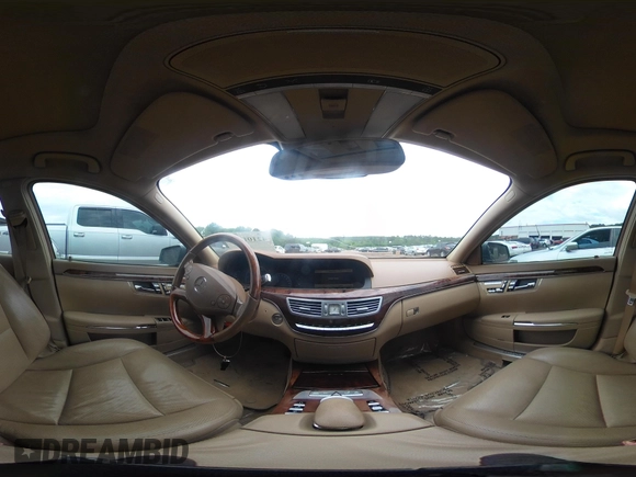 2010 Mercedes-Benz S 550 with VIN WDDNG7BB5AA326323, listed as a IAAI auction lot 42101314 with 112,946 mi miles and . Bid and sale history available at DreamBid. Image 18.