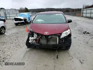 2013 Toyota Sienna L with VIN 5TDZK3DC0DS395209, listed as a Copart auction lot 43068555 with 88,628 mi miles and Clean Title. Bid and sale history available at carsss.com. Image 12.