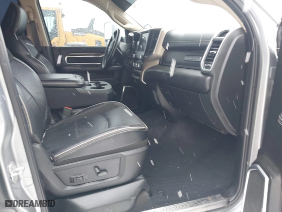 2022 Ram 2500 Laramie with VIN 3C6UR5FL6NG184134, listed as a IAAI auction lot 41228038 with 95,631 mi miles. Bid and sale history available at carsss.com. Image 5.