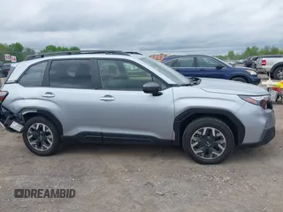 2025 Subaru Forester Premium z VIN JF2SLDDC1SH441525, wystawiony jako IAAI lot #42276340 z przebiegiem 6 389 mil mil oraz . Historia ofert i sprzedaży dostępna na DreamBid. Obrazek 14.